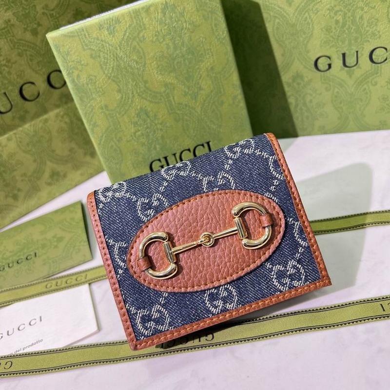 Gucci Handbags 144